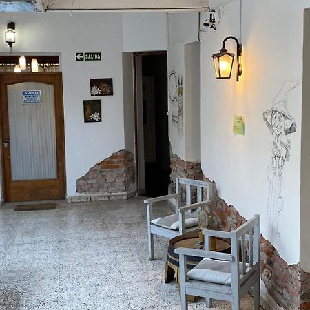 Alojamiento En El Centro De Salta - Casaguemessalta Luaran gambar