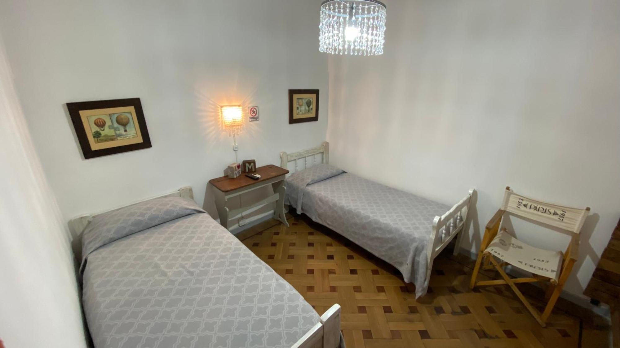 Alojamiento En El Centro De Salta - Casaguemessalta Luaran gambar