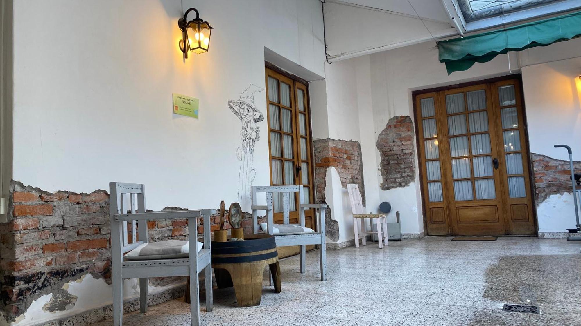 Alojamiento En El Centro De Salta - Casaguemessalta Luaran gambar